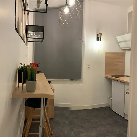 Superbe Proche Centre アパート ボーヴェ