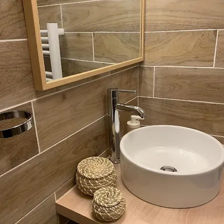 Superbe Proche Centre アパート ボーヴェ